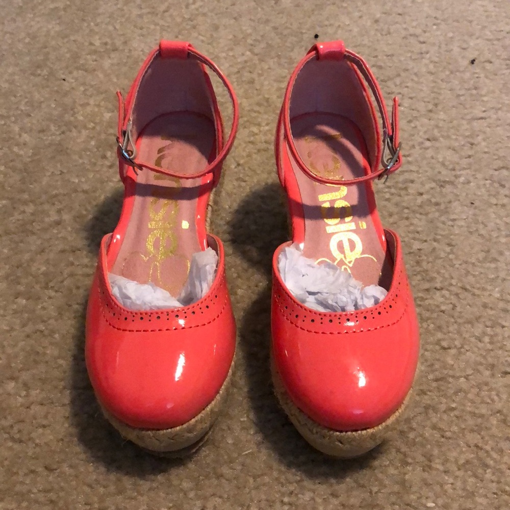 Kenzie Closed Toe Wedge size 12